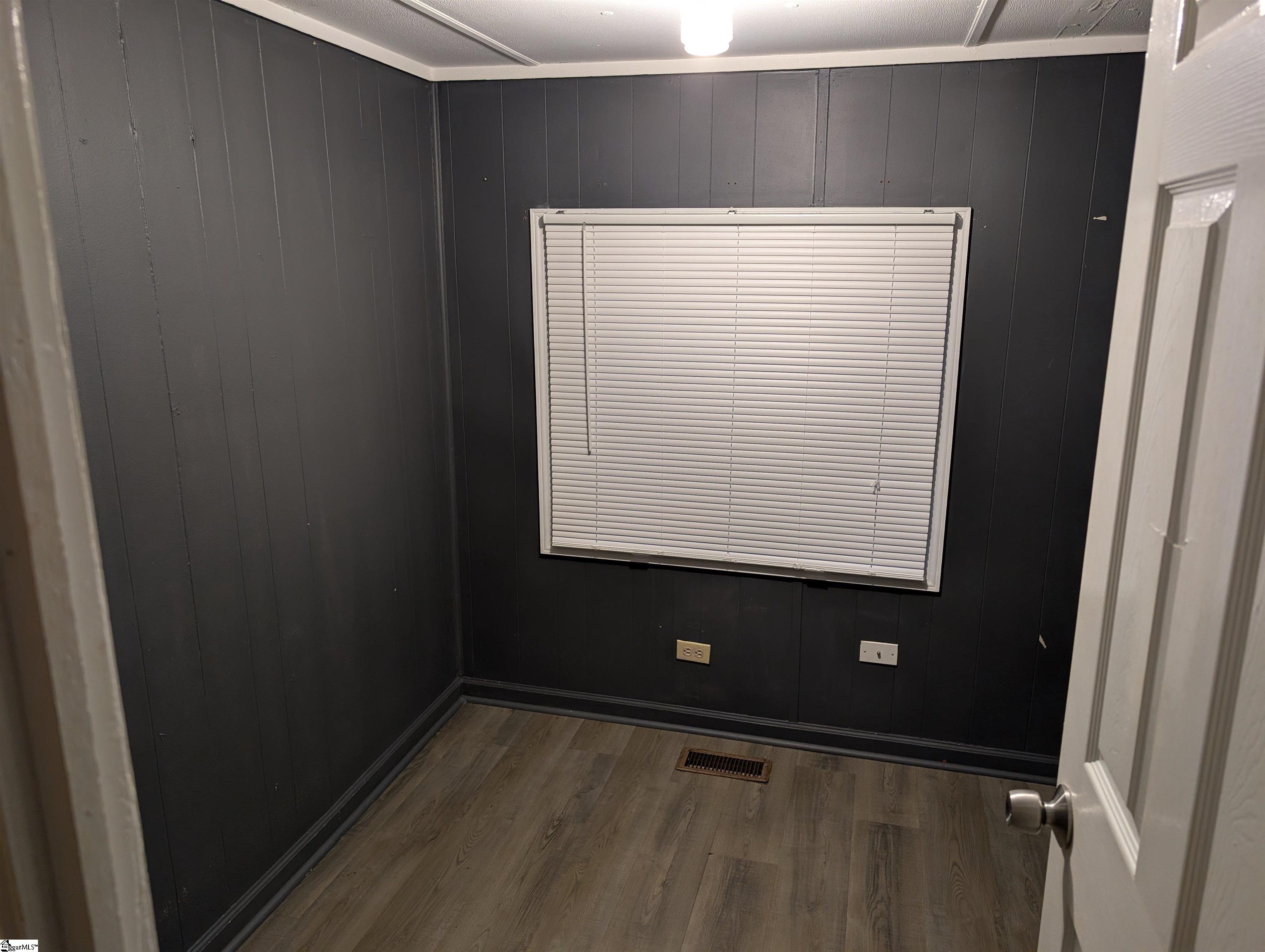 2743 East Tyger Bridge Road Greer, SC 29651 - Photo 5 of 6