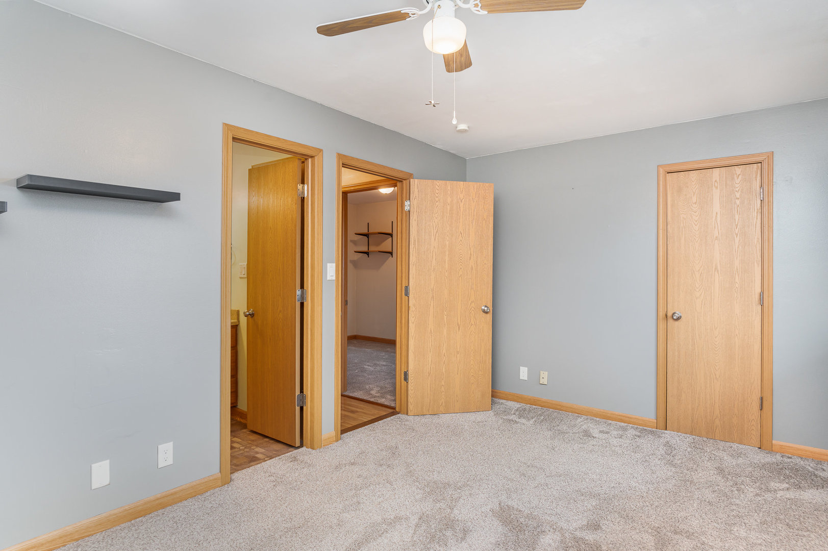 2363 Carnation Drive, Unit 301D Crest Hill, IL 60403 - Photo 18 of 32