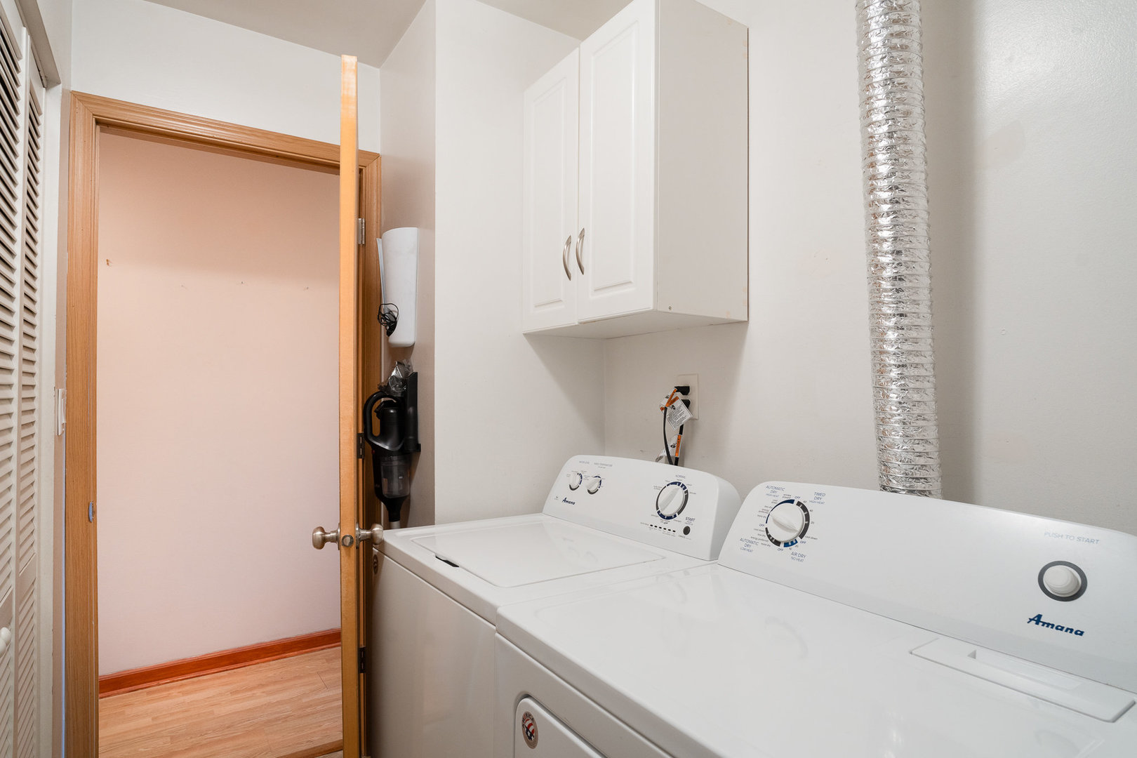 2363 Carnation Drive, Unit 301D Crest Hill, IL 60403 - Photo 22 of 32