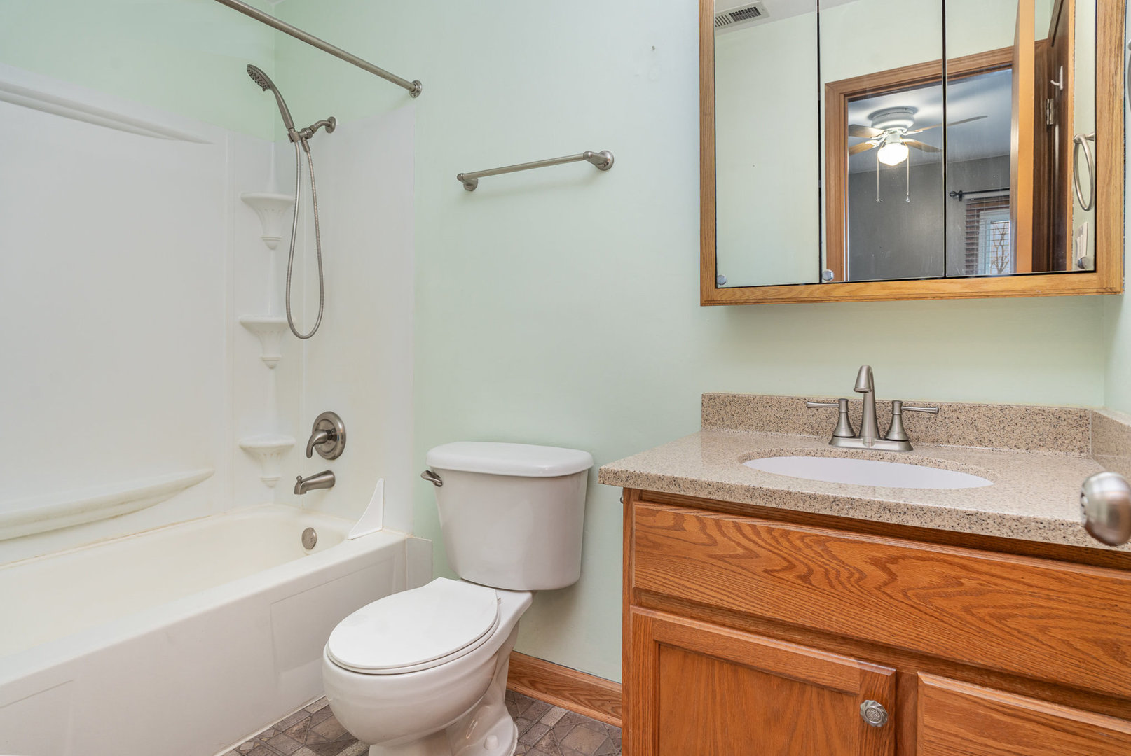 2363 Carnation Drive, Unit 301D Crest Hill, IL 60403 - Photo 23 of 32