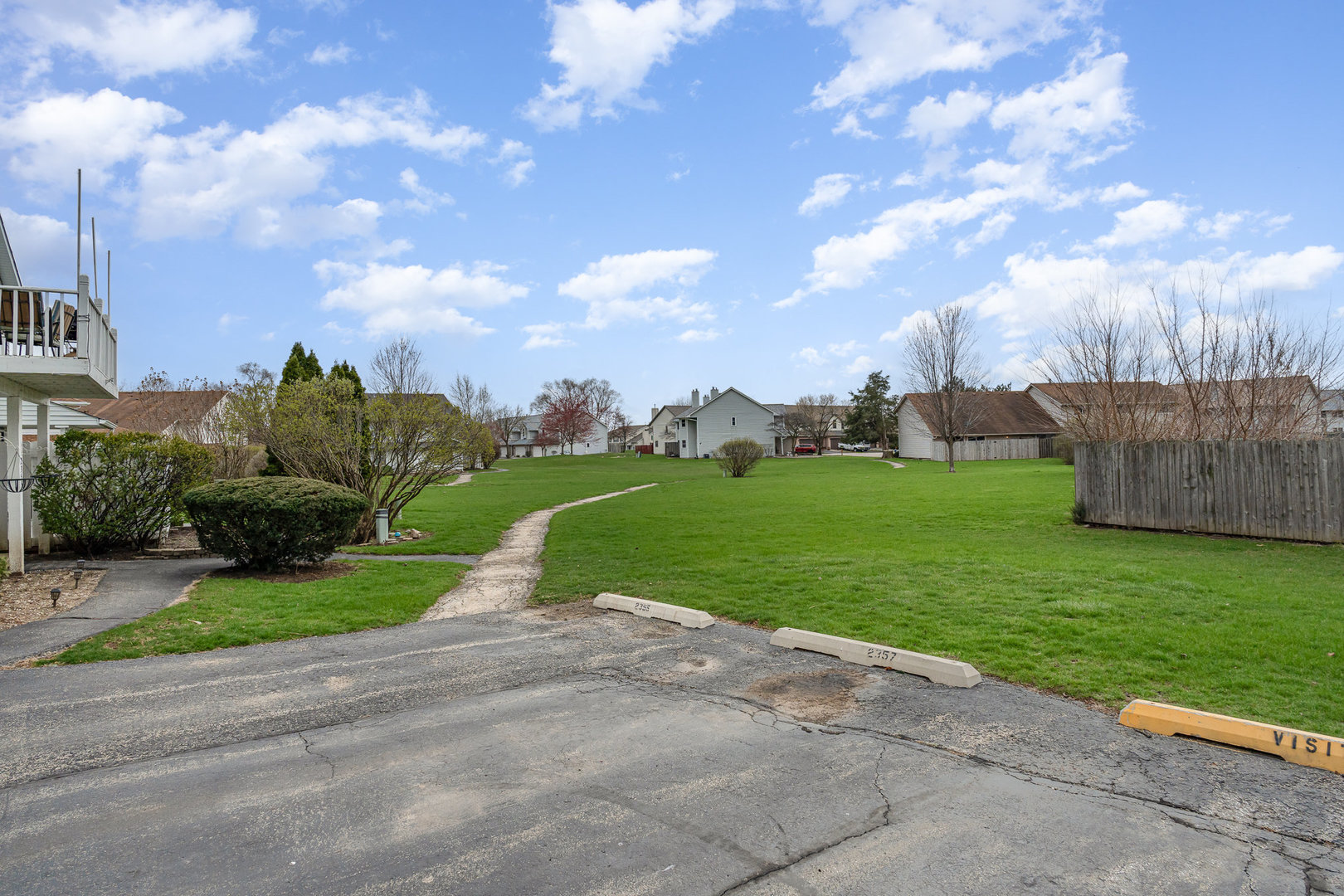 2363 Carnation Drive, Unit 301D Crest Hill, IL 60403 - Photo 31 of 32
