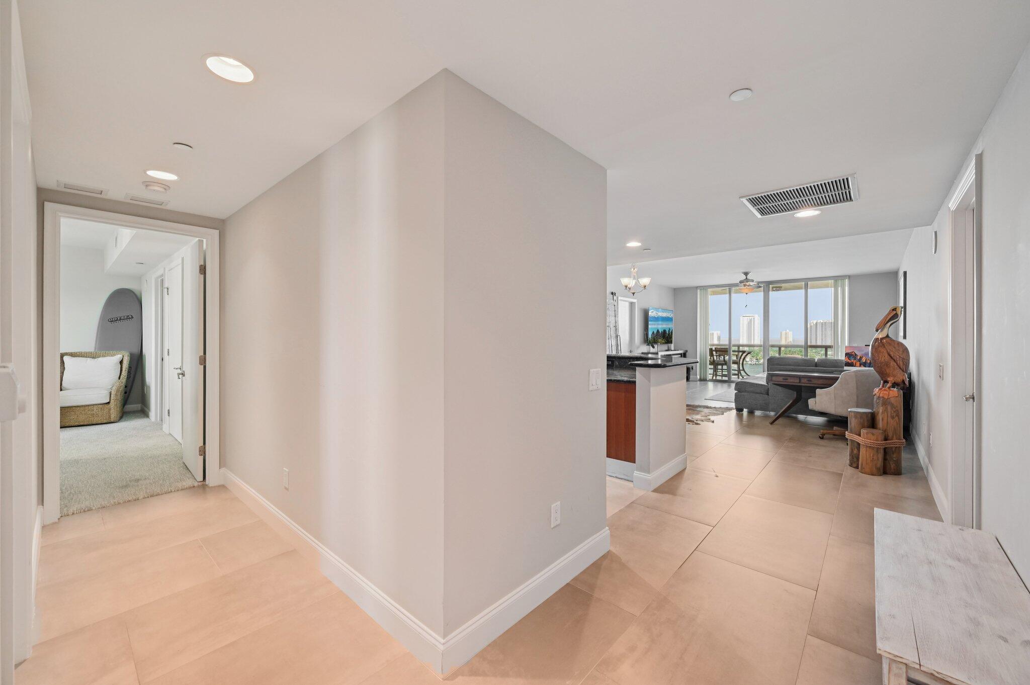 2640 Lake Shore Drive, Unit 1810 Riviera Beach, FL 33404 - Photo 22 of 57 27-web-or-mls-Lake Shore Dr-S2012-027