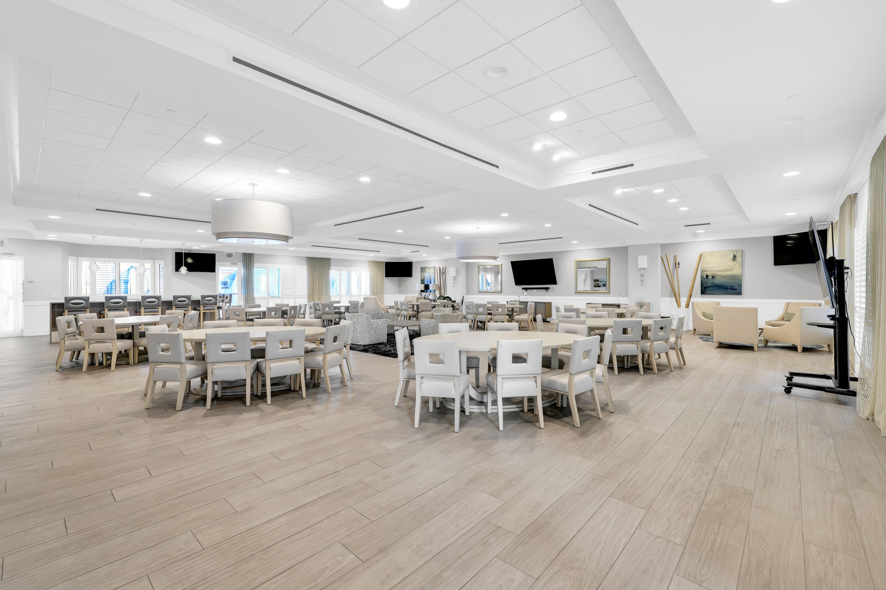 2640 Lake Shore Drive, Unit 1810 Riviera Beach, FL 33404 - Photo 54 of 57 Marina Grand - 41