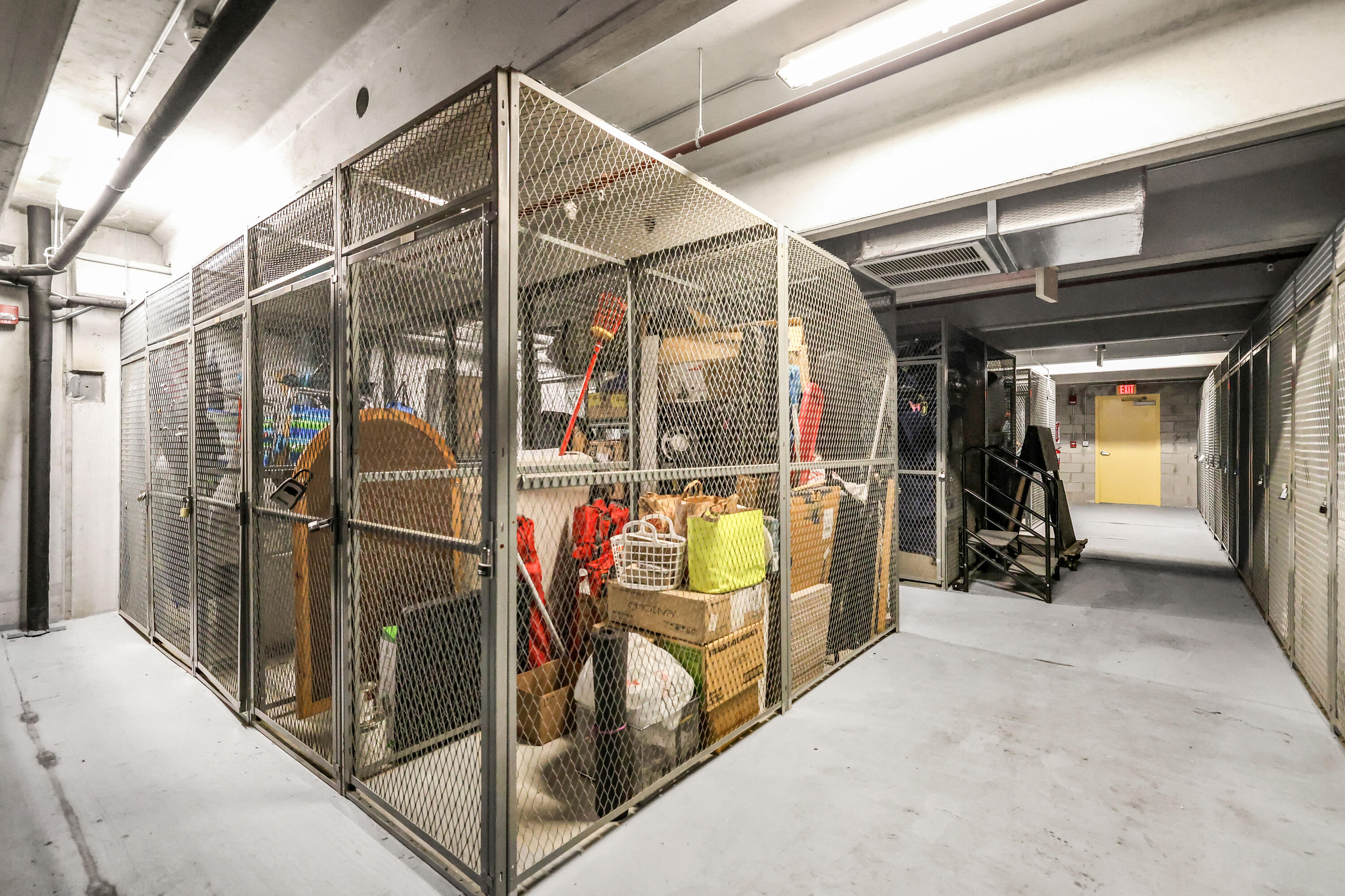 2640 Lake Shore Drive, Unit 1810 Riviera Beach, FL 33404 - Photo 55 of 57 Marina Grand - 48