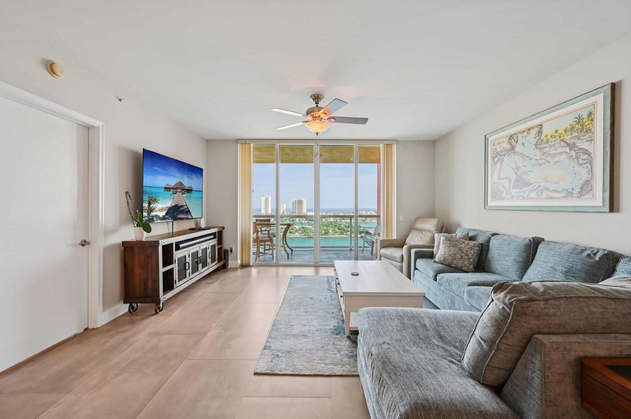 2640 Lake Shore Drive, Unit 1810 Riviera Beach, FL 33404 - Photo 6 of 57 7-web-or-mls-Lake Shore Dr-S2012-007