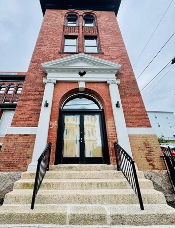 $262,500 | 403 Division Street, Unit 5, Fall River, MA 02721