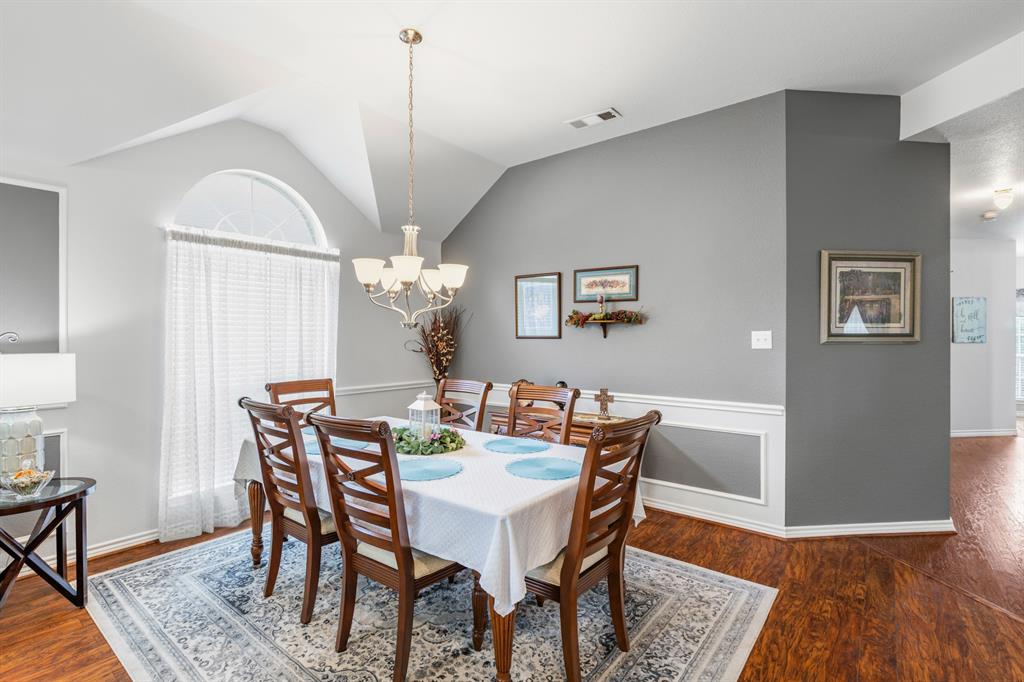 10802 St Annes Drive Rowlett, TX 75089 - Photo 9 of 40