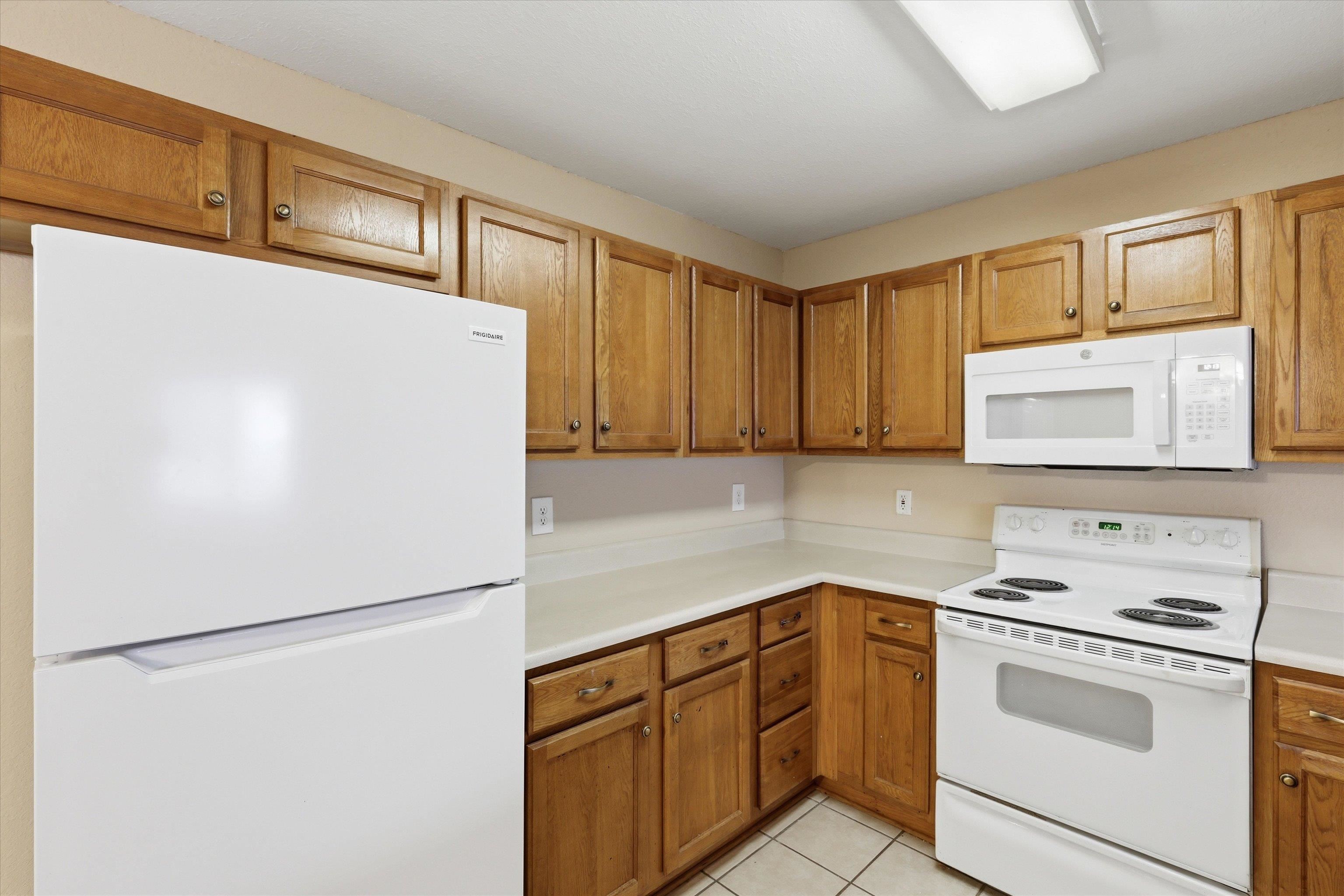4434 Gearhart Road, Unit 2204 Tallahassee, FL 32303 - Photo 9 of 26