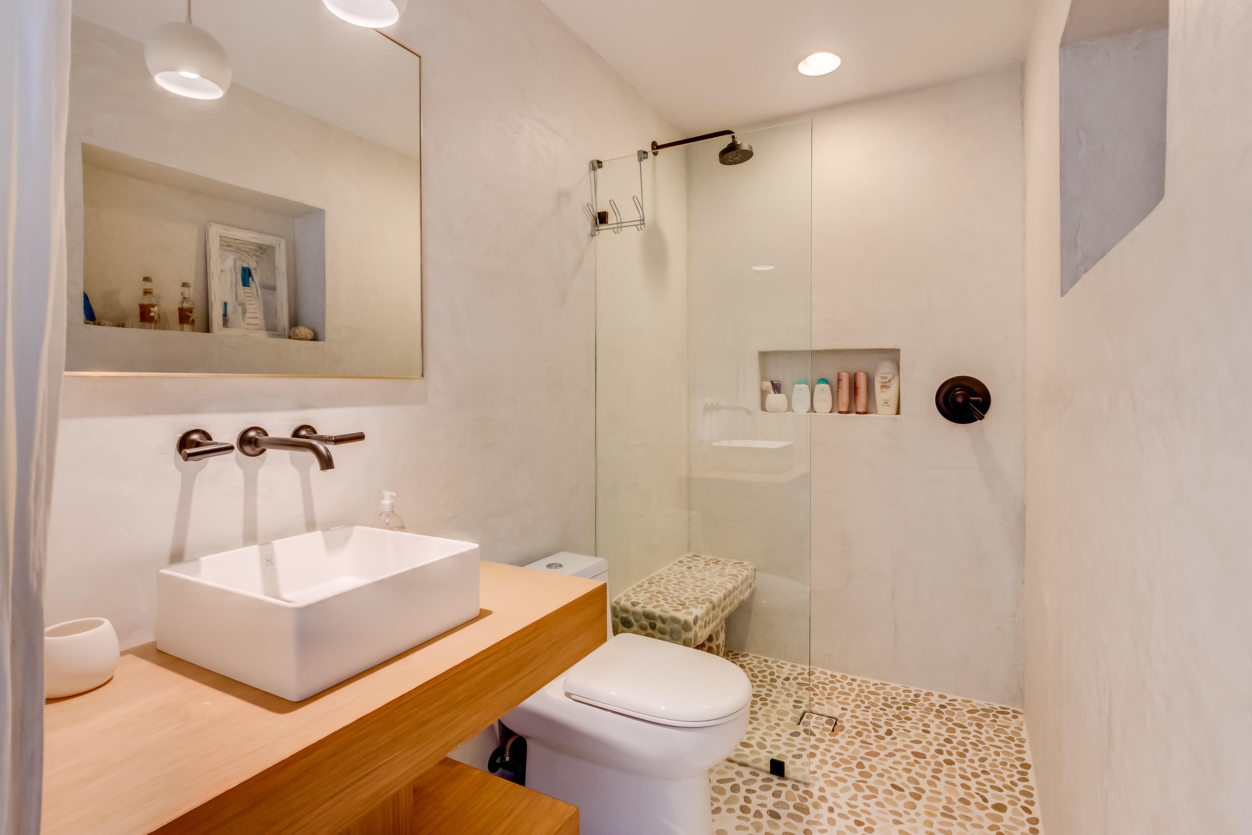 3007 Cormorant Road Delray Beach, FL 33444 - Photo 28 of 38 Master Bathroom