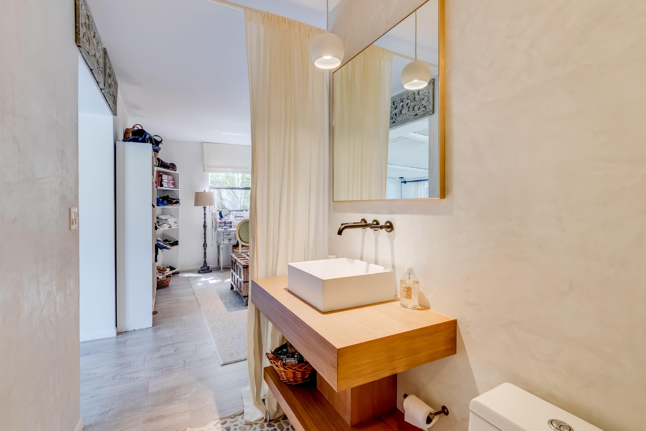 3007 Cormorant Road Delray Beach, FL 33444 - Photo 29 of 38 Master Bathroom