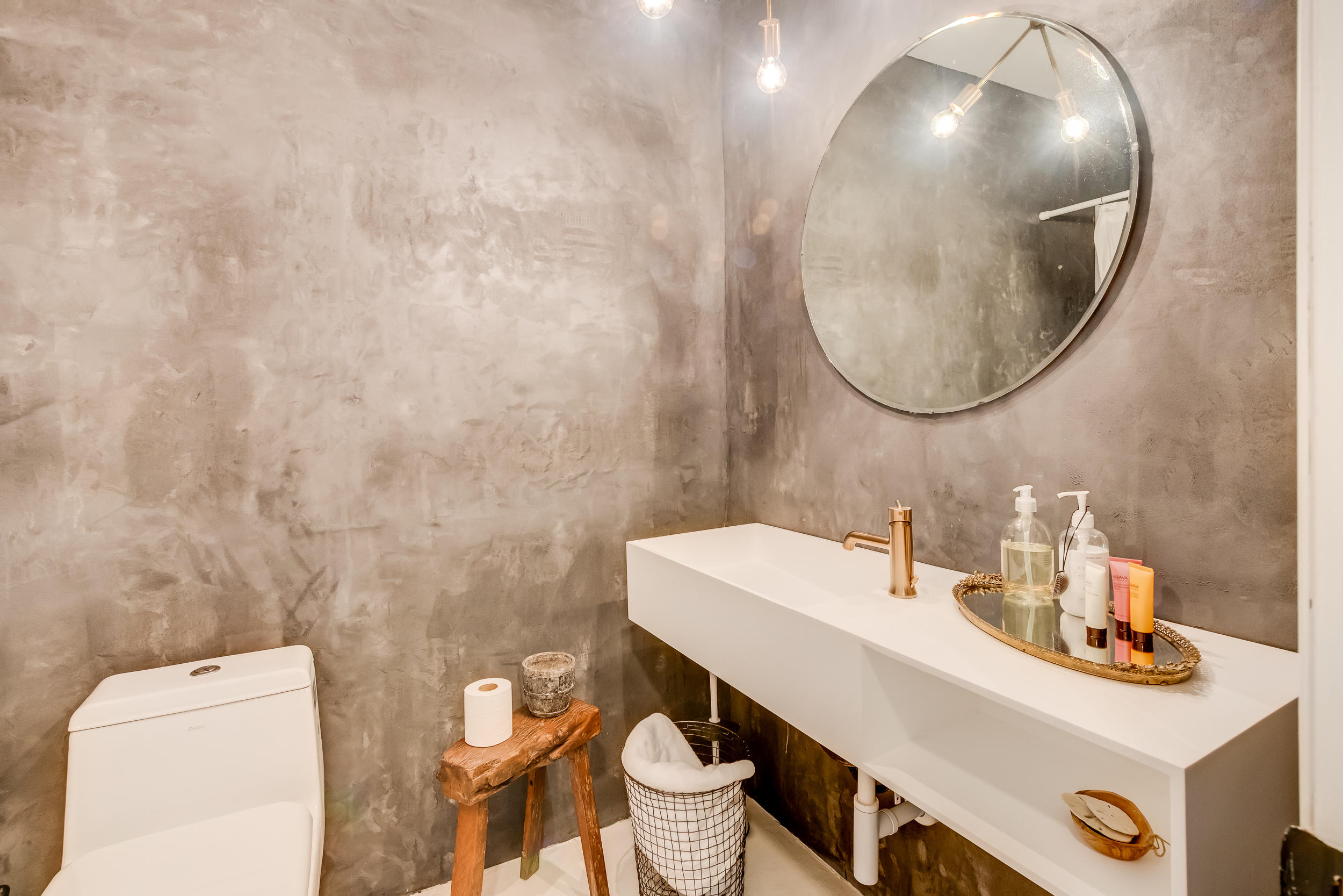 3007 Cormorant Road Delray Beach, FL 33444 - Photo 31 of 38 Second Bathroom