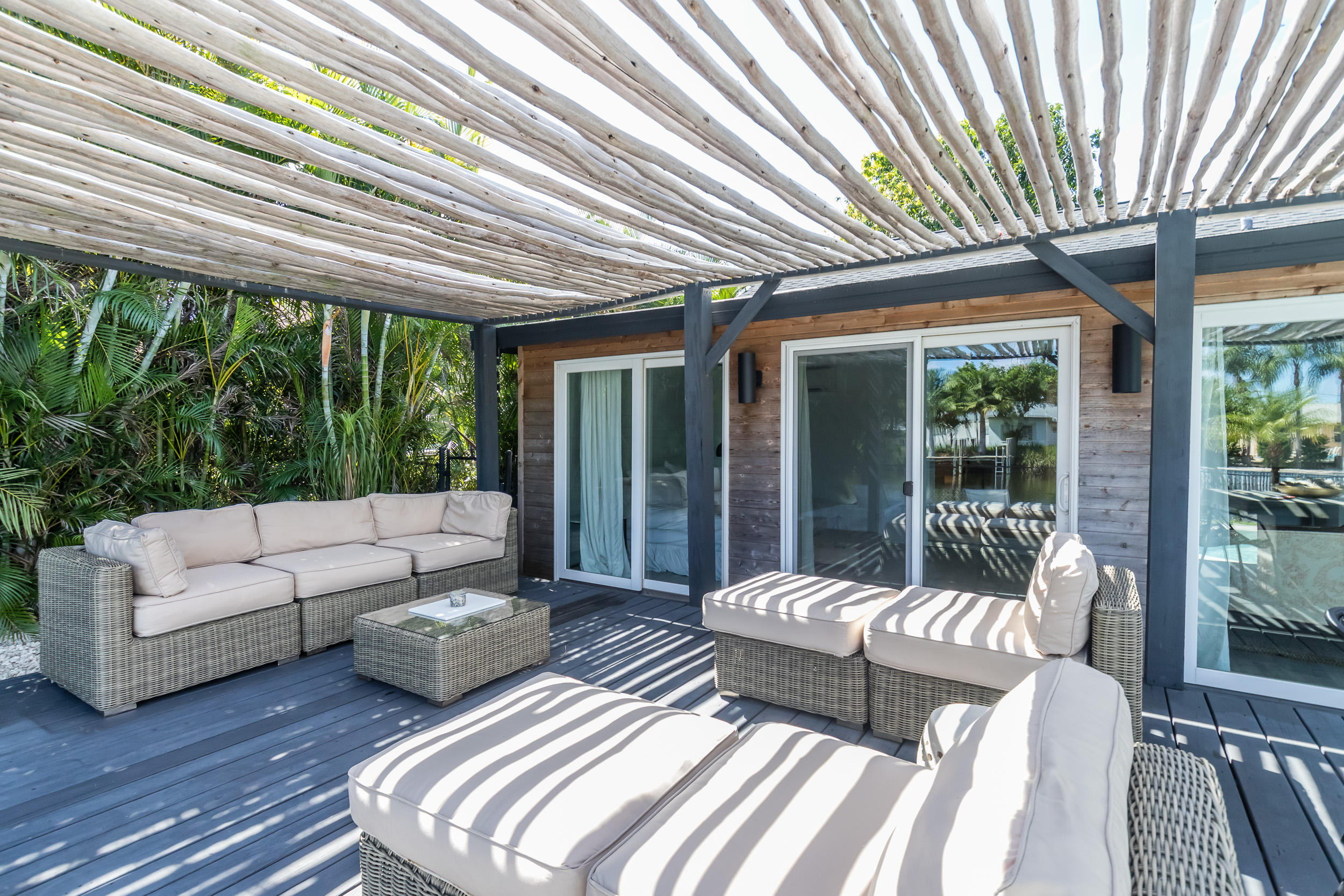 3007 Cormorant Road Delray Beach, FL 33444 - Photo 7 of 38 Portico