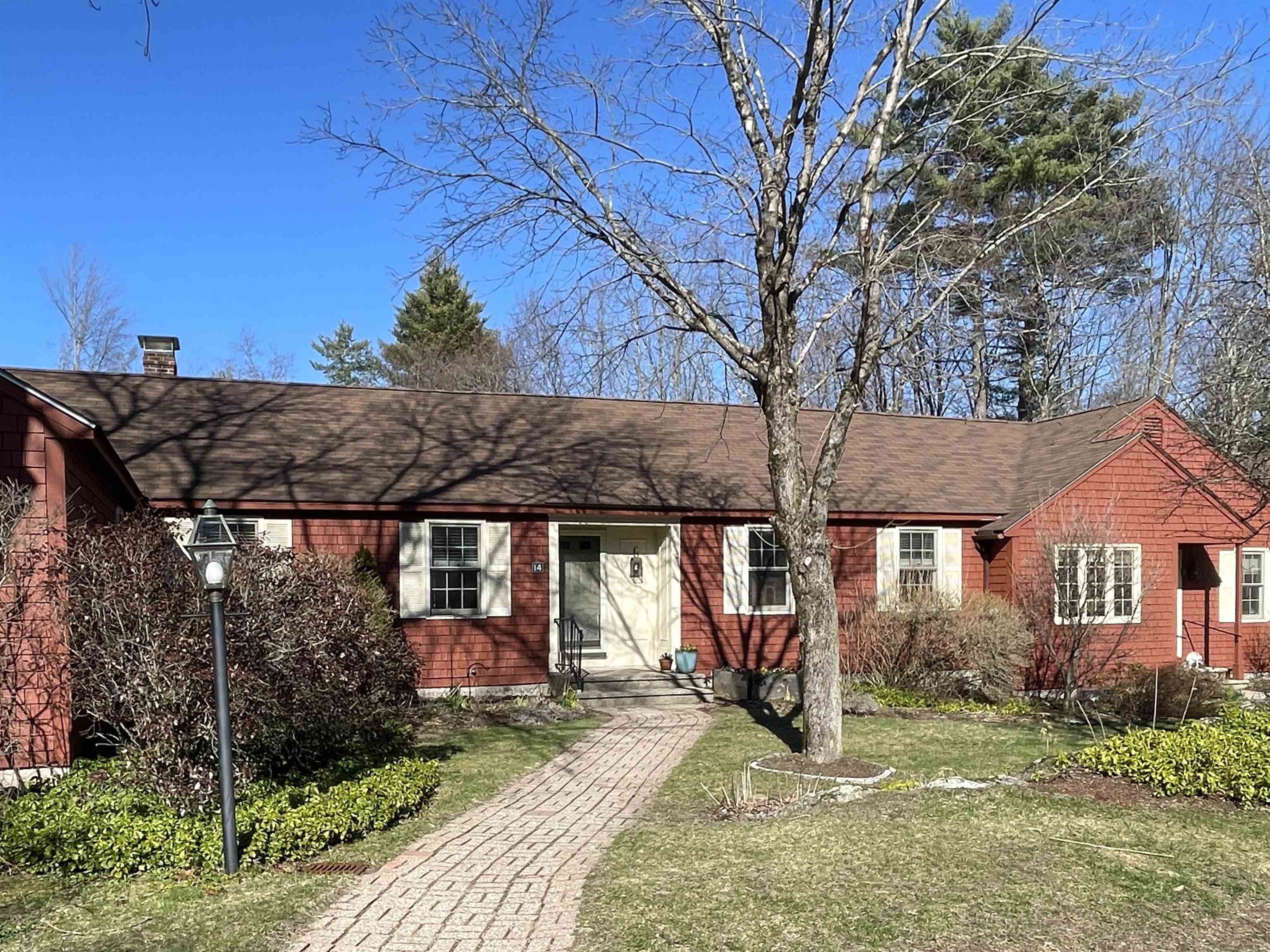 14 Colonial Square, Unit 14 Peterborough, NH 03458 - Photo 1 of 47