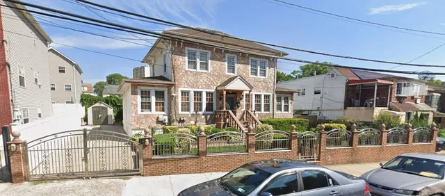 $975,000 | 500 Beach 22nd Street | Bayswater