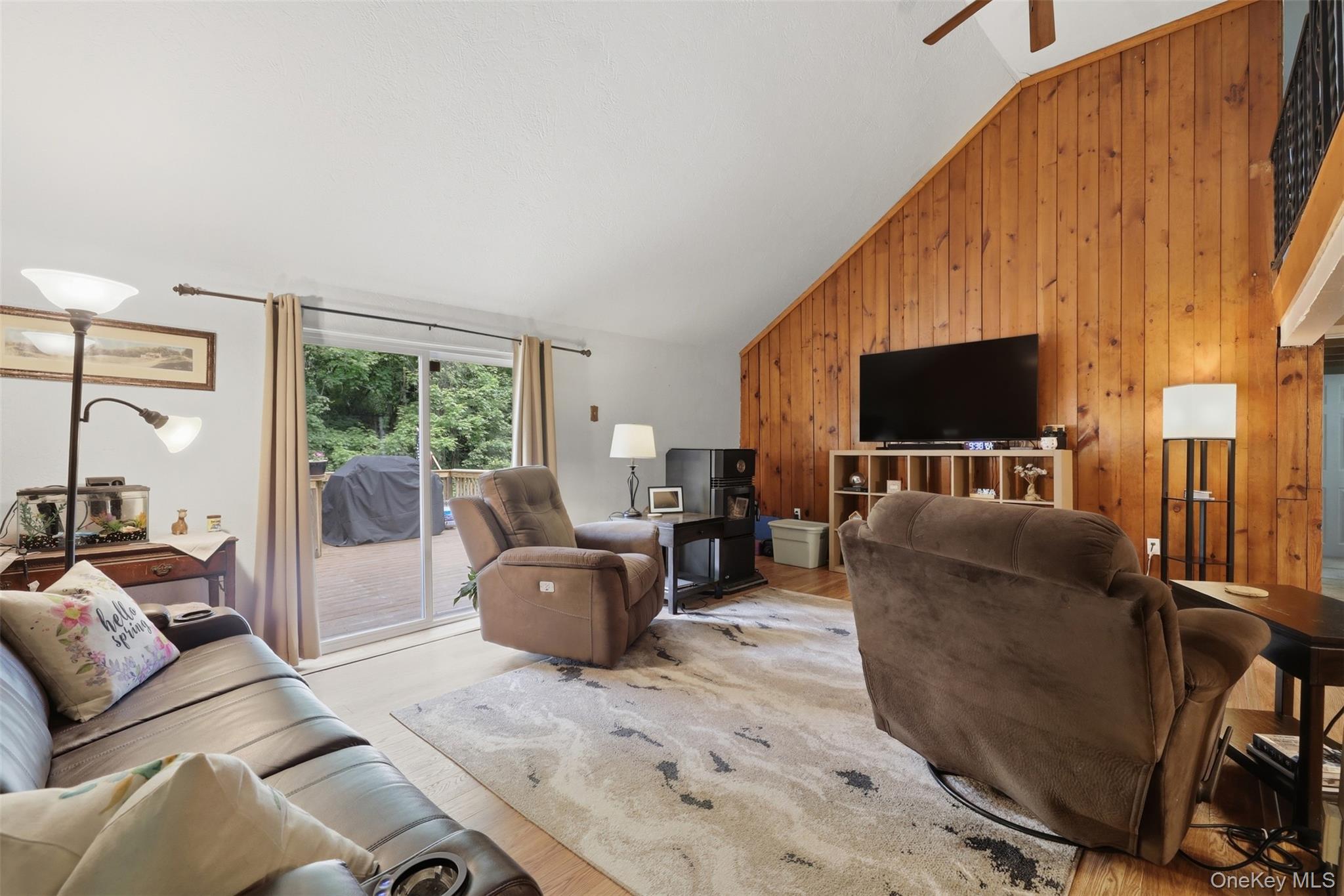 236 Hosner Mountain Road Hopewell Junction, NY 12533 - Photo 13 of 46