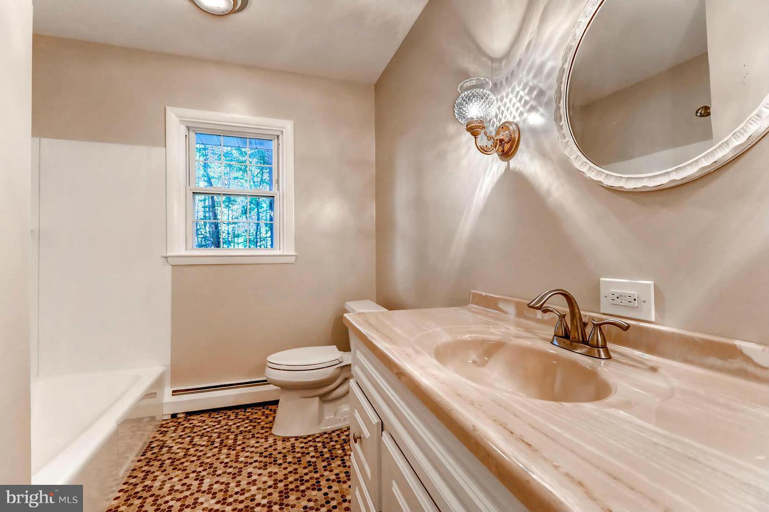 6826 New Cut Road Kingsville, MD 21087 - Photo 12 of 28 Main Floor Full Bath