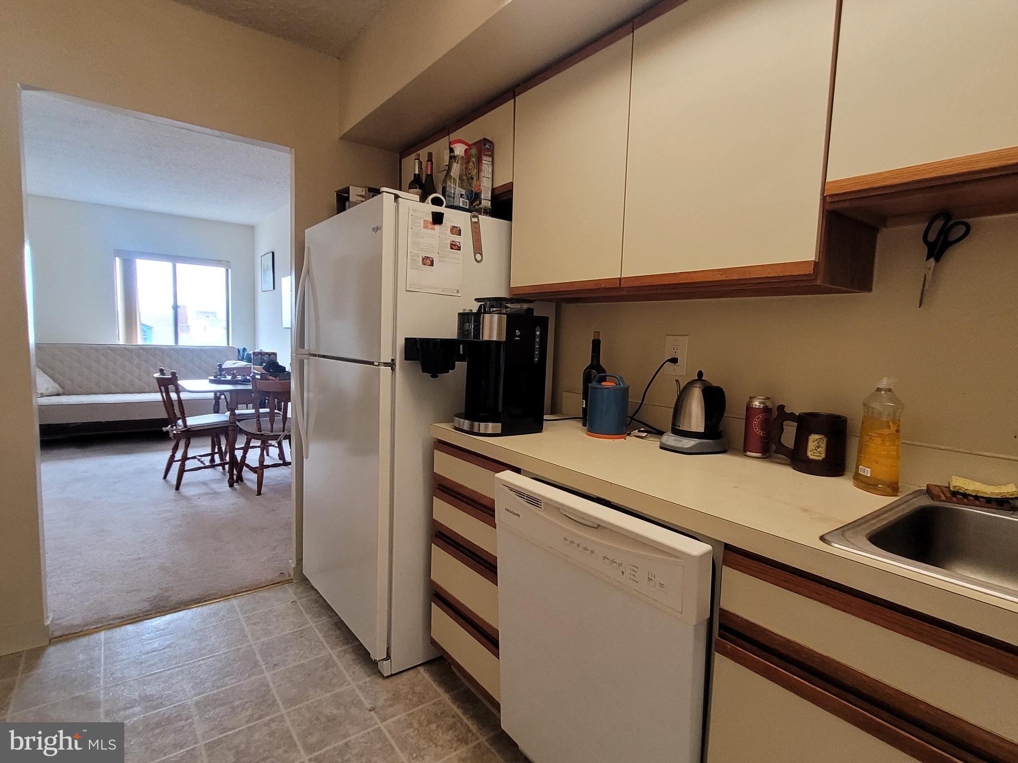 530 South 2nd Street, Unit 610 Philadelphia, PA 19147 - Photo 8 of 21 a kitchen with appliances cabinets and a sink