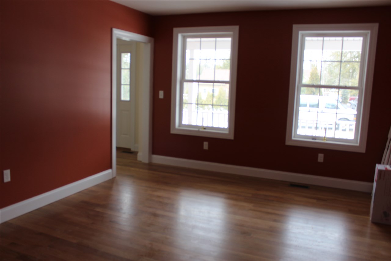 26 Crimson Lane Rochester, NH 03868 - Photo 2 of 18