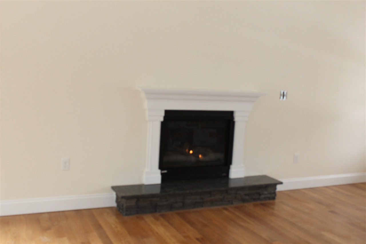 26 Crimson Lane Rochester, NH 03868 - Photo 5 of 18
