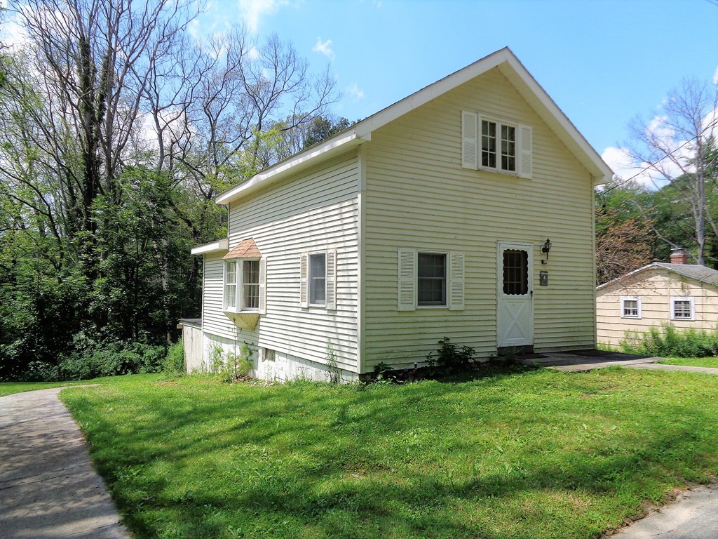 37 Racicot Lane Sturbridge, MA 01518 - Photo 5 of 28 Gallery Image 5