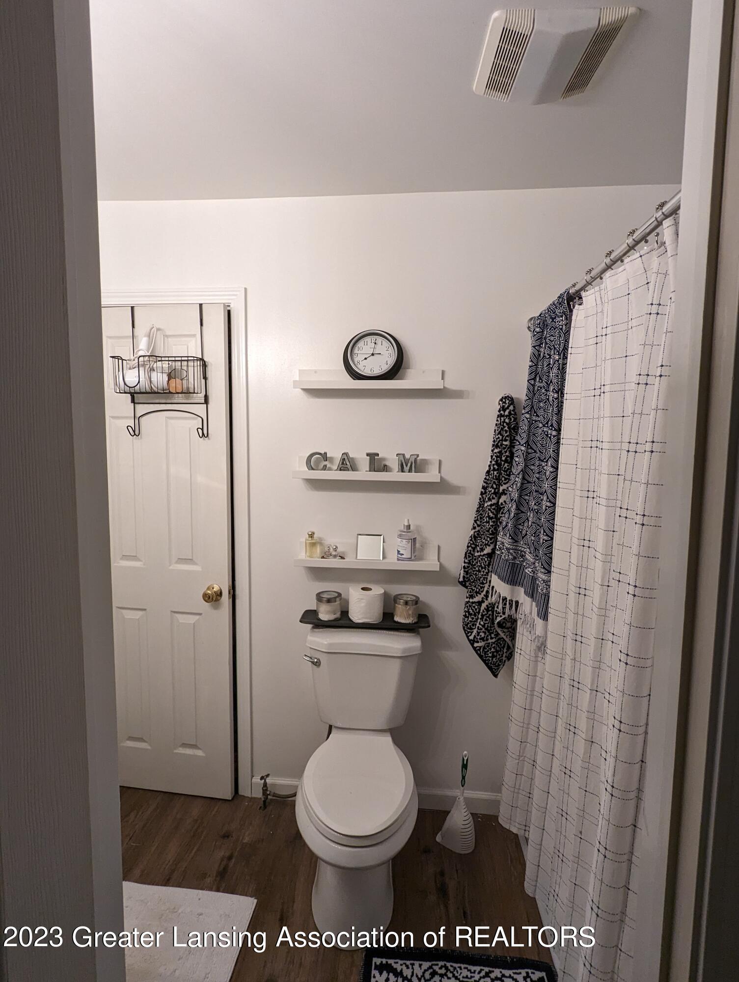 5175 Sleight Road Bath, MI 48808 - Photo 12 of 29 PXL_20231115_005718570