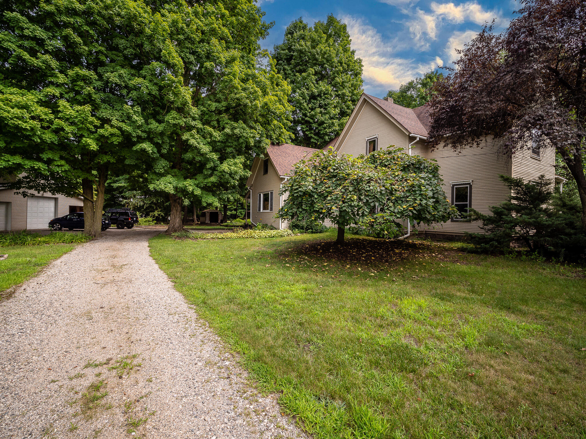 726 North Bridge Street Belding, MI 48809 - Photo 3 of 35 5