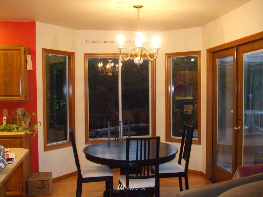 12202 Southeast 179th Place Renton, WA 98058 - Photo 10 of 15 Gallery Image 10