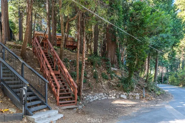 $1,800 | 668 Mormon Springs Road, Crestline, CA 92325