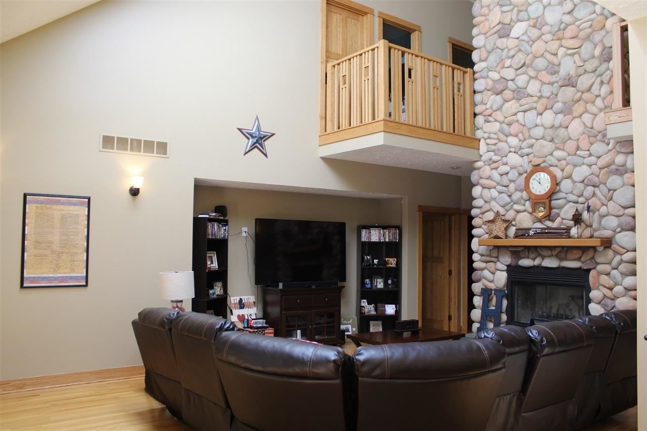 13301 South Beardslee Road Perry, MI 48872 - Photo 18 of 70 21481665-17.JPG