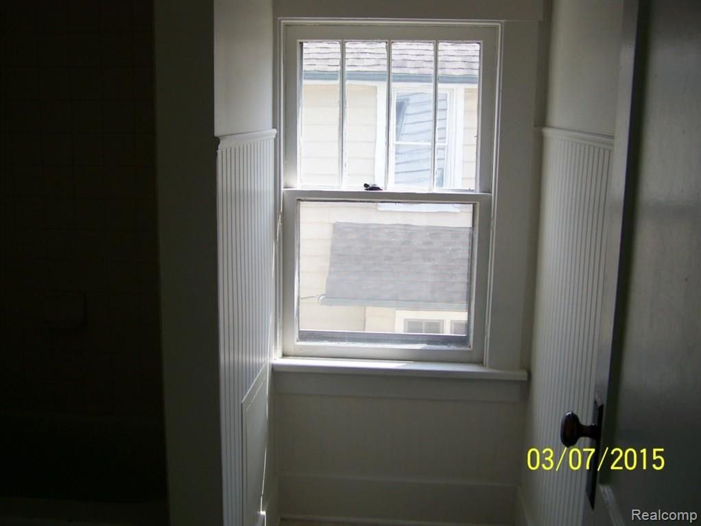 99 Chippewa Road Pontiac, MI 48341 - Photo 15 of 18
