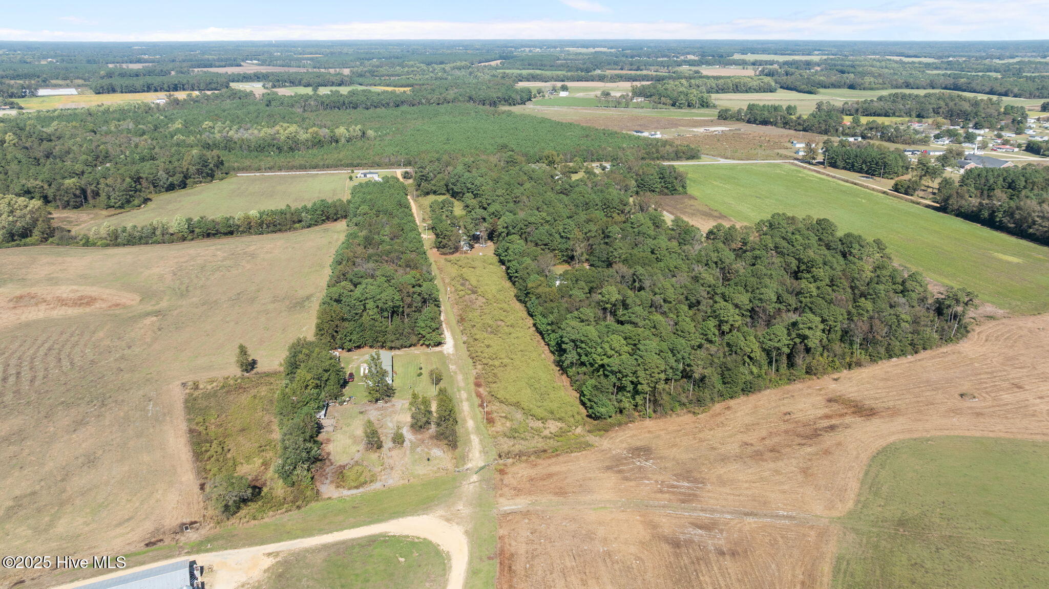 153 Mb Bennett Lane Clinton, NC 28328 - Photo 8 of 15 8-web-or-mls-DJI_0656