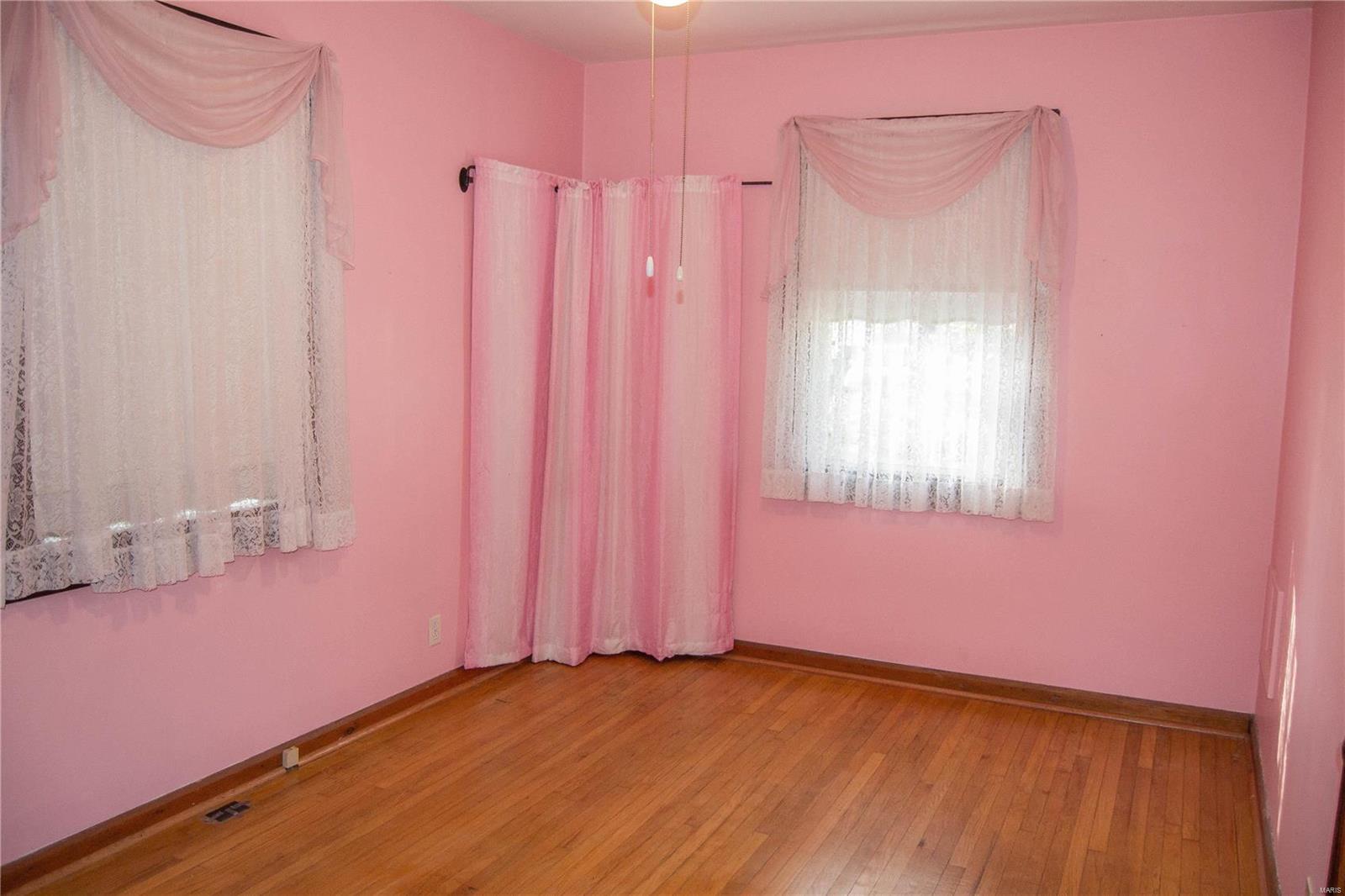 1011 Scheel Street Belleville, IL 62221 - Photo 16 of 32 Gallery Image 16