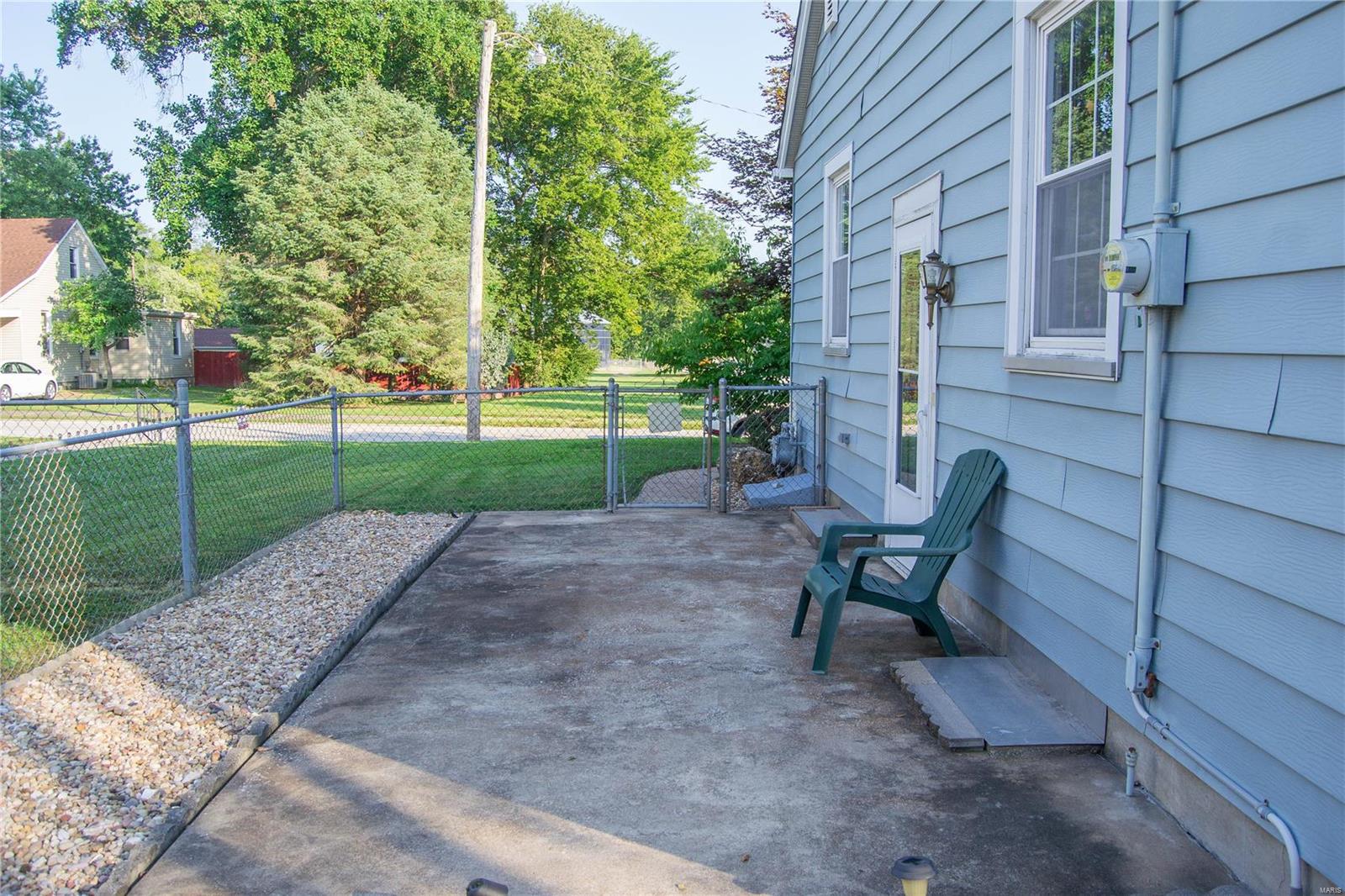 1011 Scheel Street Belleville, IL 62221 - Photo 24 of 32 Gallery Image 24