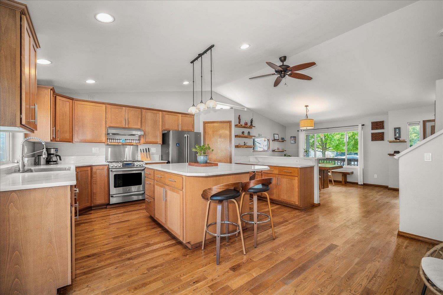 3812 West Jay Street Spokane, WA 99208 - Photo 4 of 32