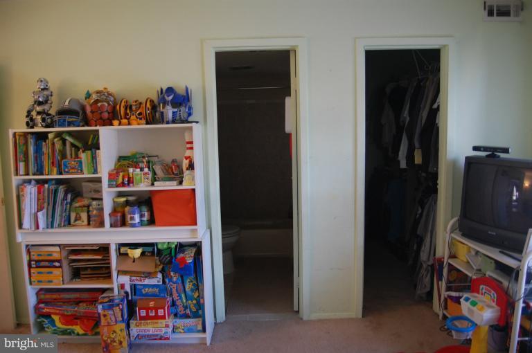 3912 Bel Pre Road, Unit 4 Silver Spring, MD 20906 - Photo 9 of 14 Bedroom (Master)