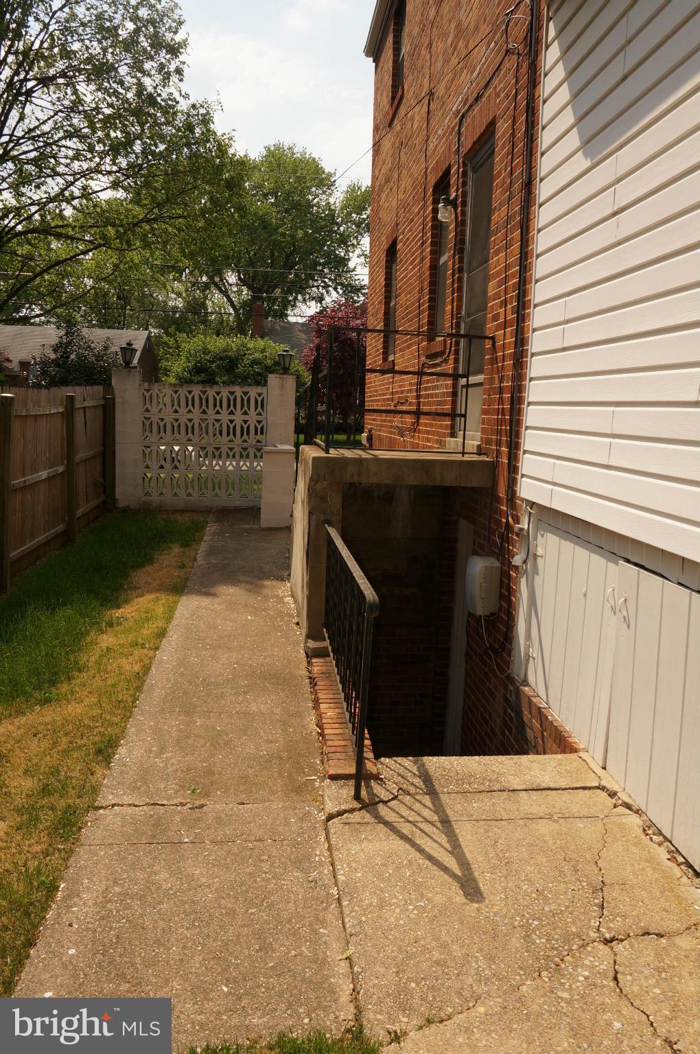 9517 Ocala Street Silver Spring, MD 20901 - Photo 13 of 29 Exterior (General)