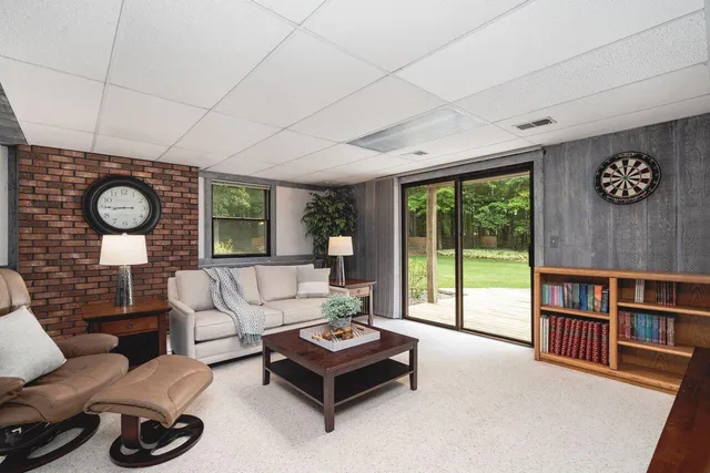 $524,900 | 5700 Kies Street Northeast, Rockford, MI 49341