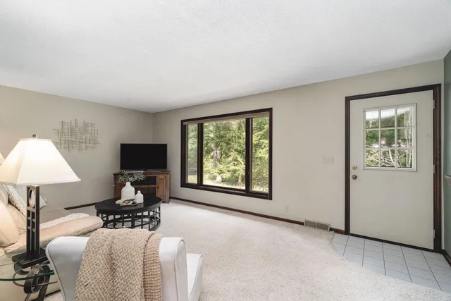 $524,900 | 5700 Kies Street Northeast, Rockford, MI 49341