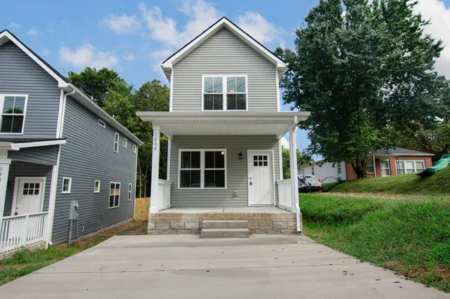 $1,200 | 1209 Vine Street, Clarksville, TN 37040