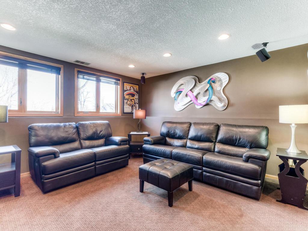 16840 North Manor Road Eden Prairie, MN 55346 - Photo 18 of 20 Gallery Image 18