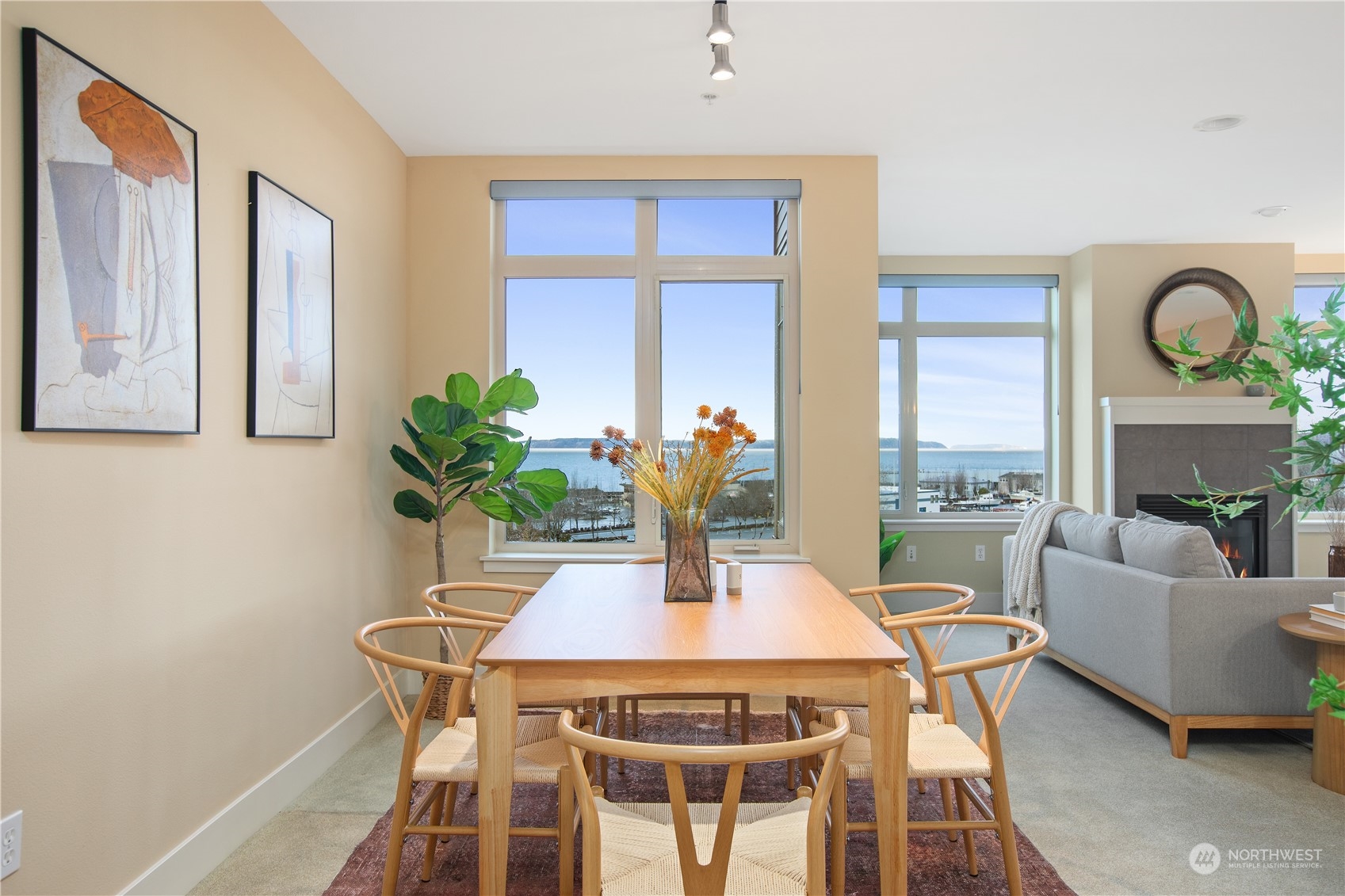 51 Pine Street, Unit 104 Edmonds, WA 98020 - Photo 12 of 40 a dining room with furniture and window