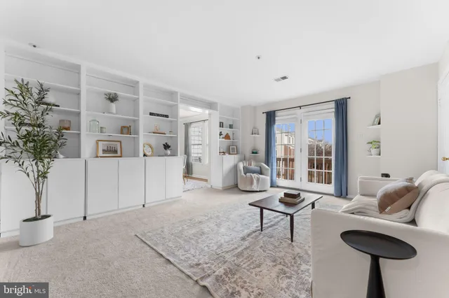 $372,500 | 11184 Stagestone Way, Manassas, VA 20109