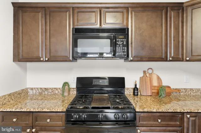 $372,500 | 11184 Stagestone Way, Manassas, VA 20109