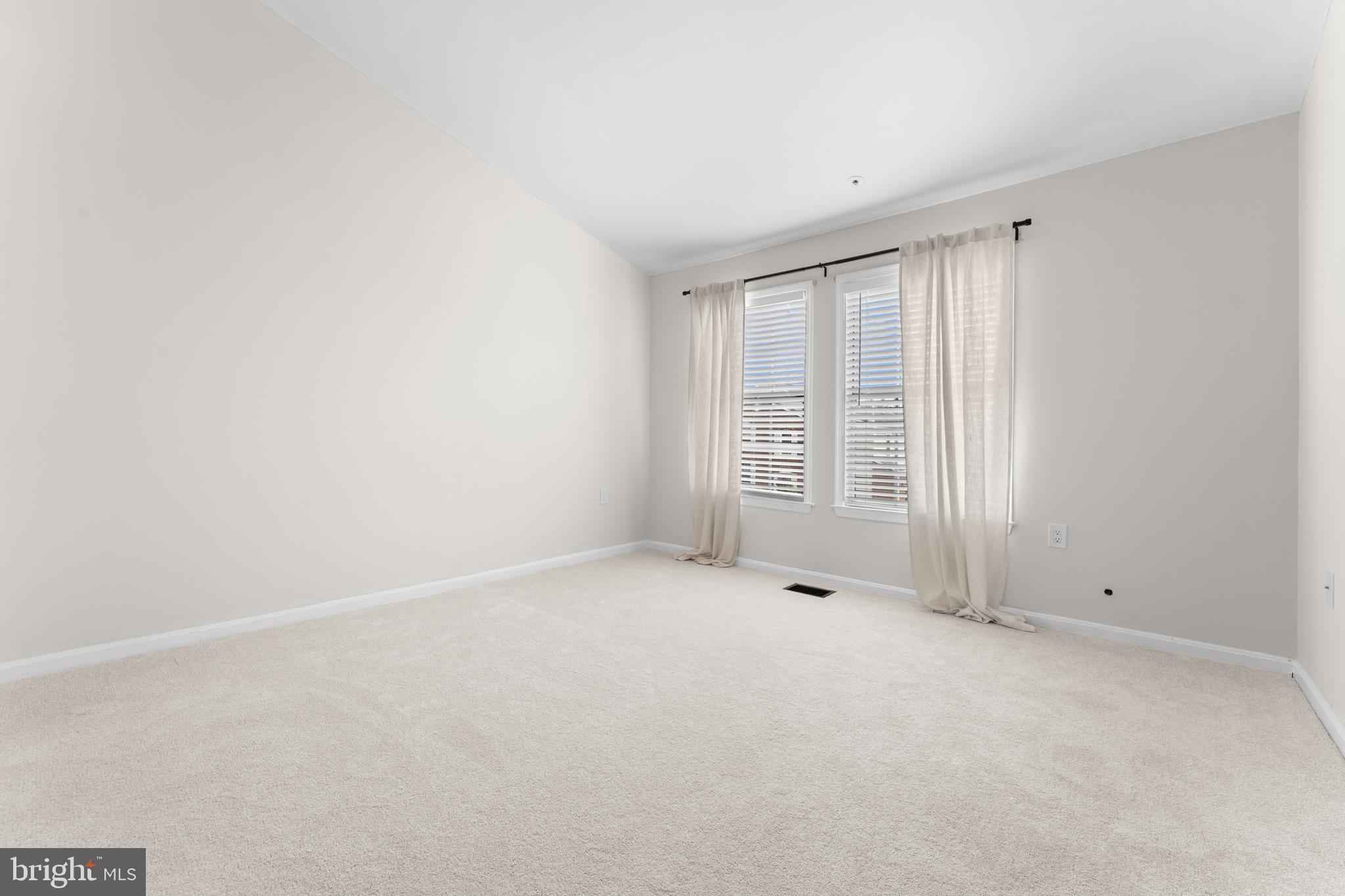 11184 Stagestone Way Manassas, VA 20109 - Photo 29 of 38 a view of an empty room with a window