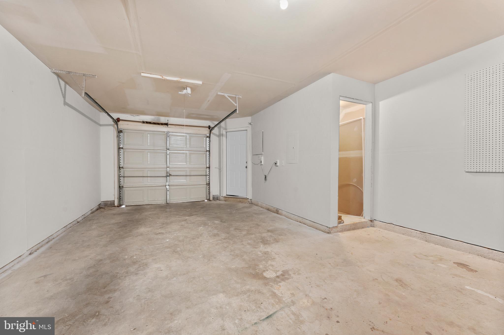 11184 Stagestone Way Manassas, VA 20109 - Photo 7 of 38