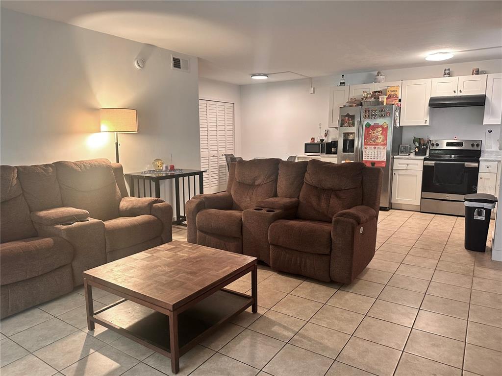 2938 Clark Road, Unit 102 Sarasota, FL 34231 - Photo 6 of 14 Gallery Image 6