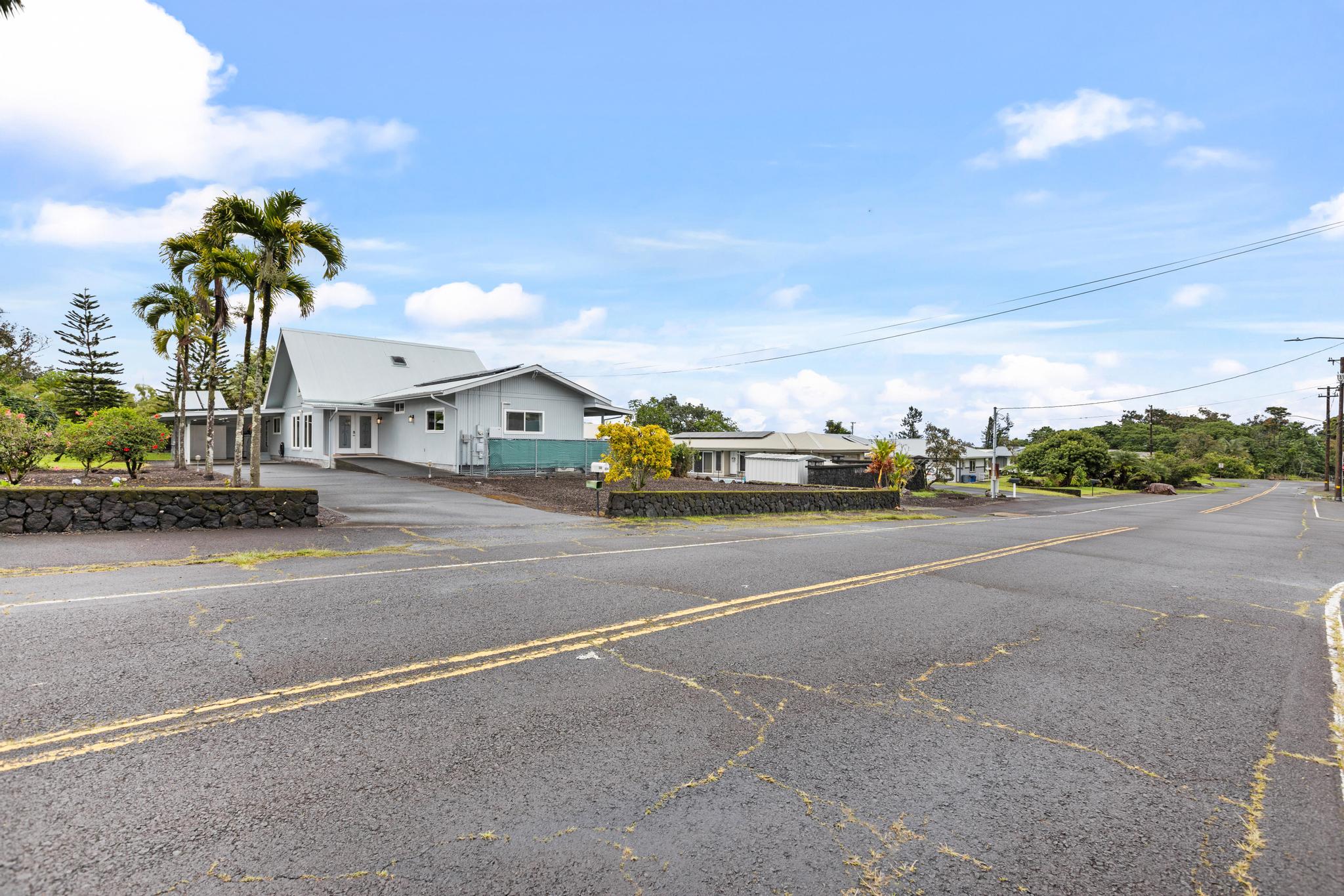 234 Kipa Street Hilo, HI 96720 - Photo 30 of 30 a view of street with houses