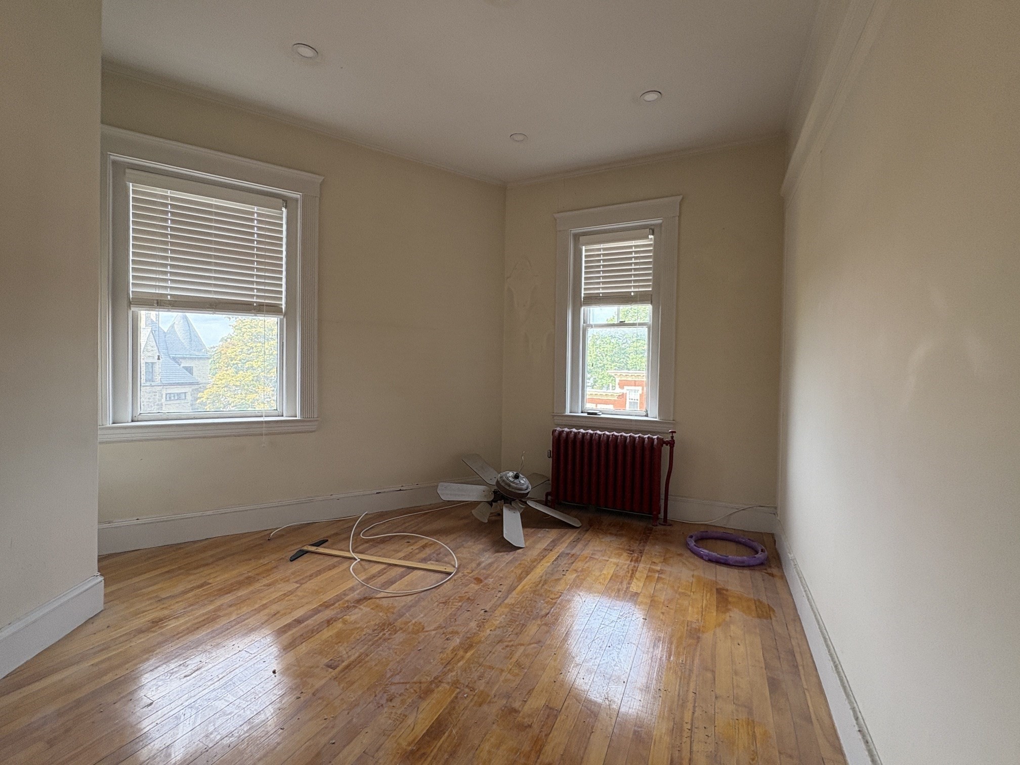 2 Claflin Road, Unit 6 Brookline, MA 02445 - Photo 6 of 7 Gallery Image 6