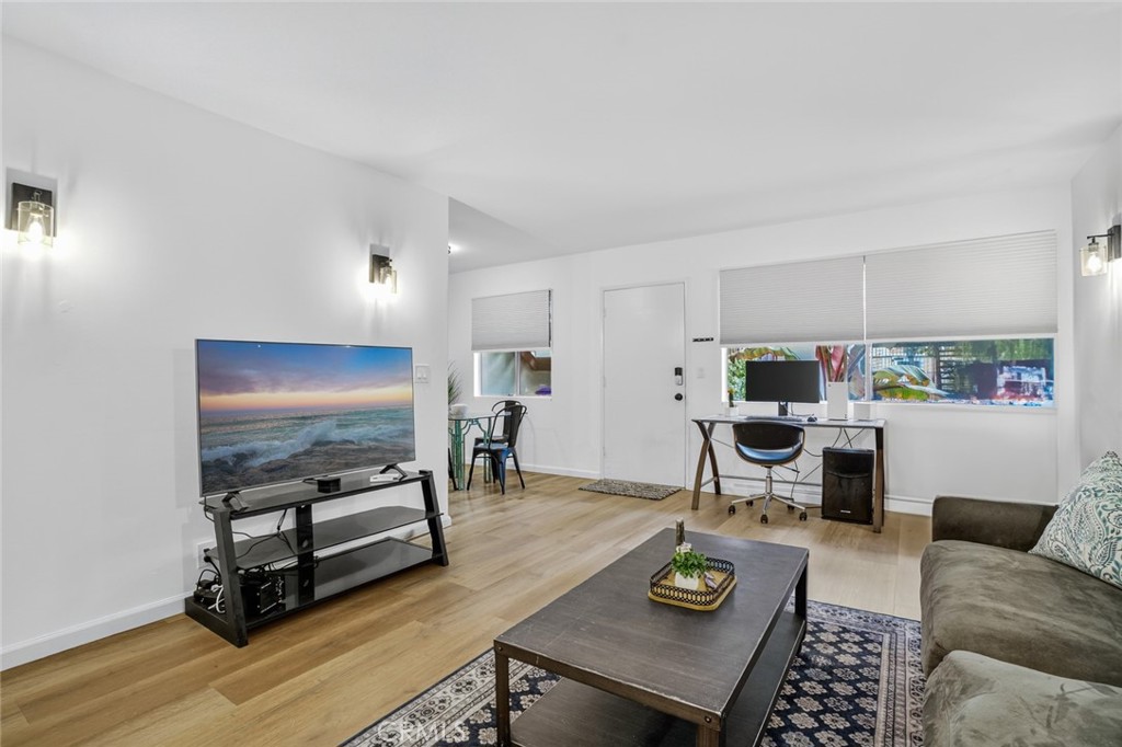 901 Linden Avenue, Unit 8 Long Beach, CA 90813 - Photo 5 of 24