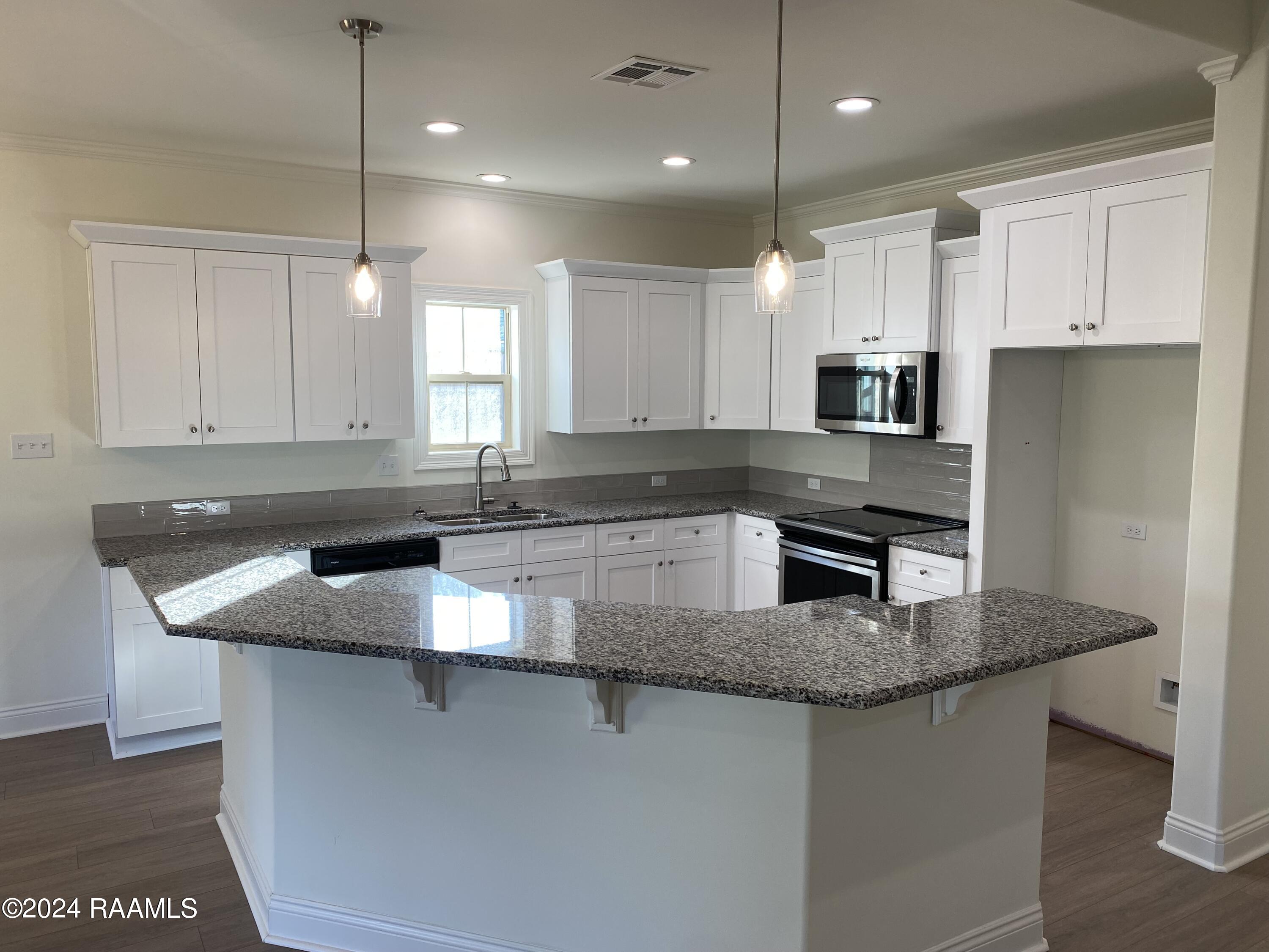 102 Deerfield Loop Duson, LA 70529 - Photo 2 of 9 Kitchen